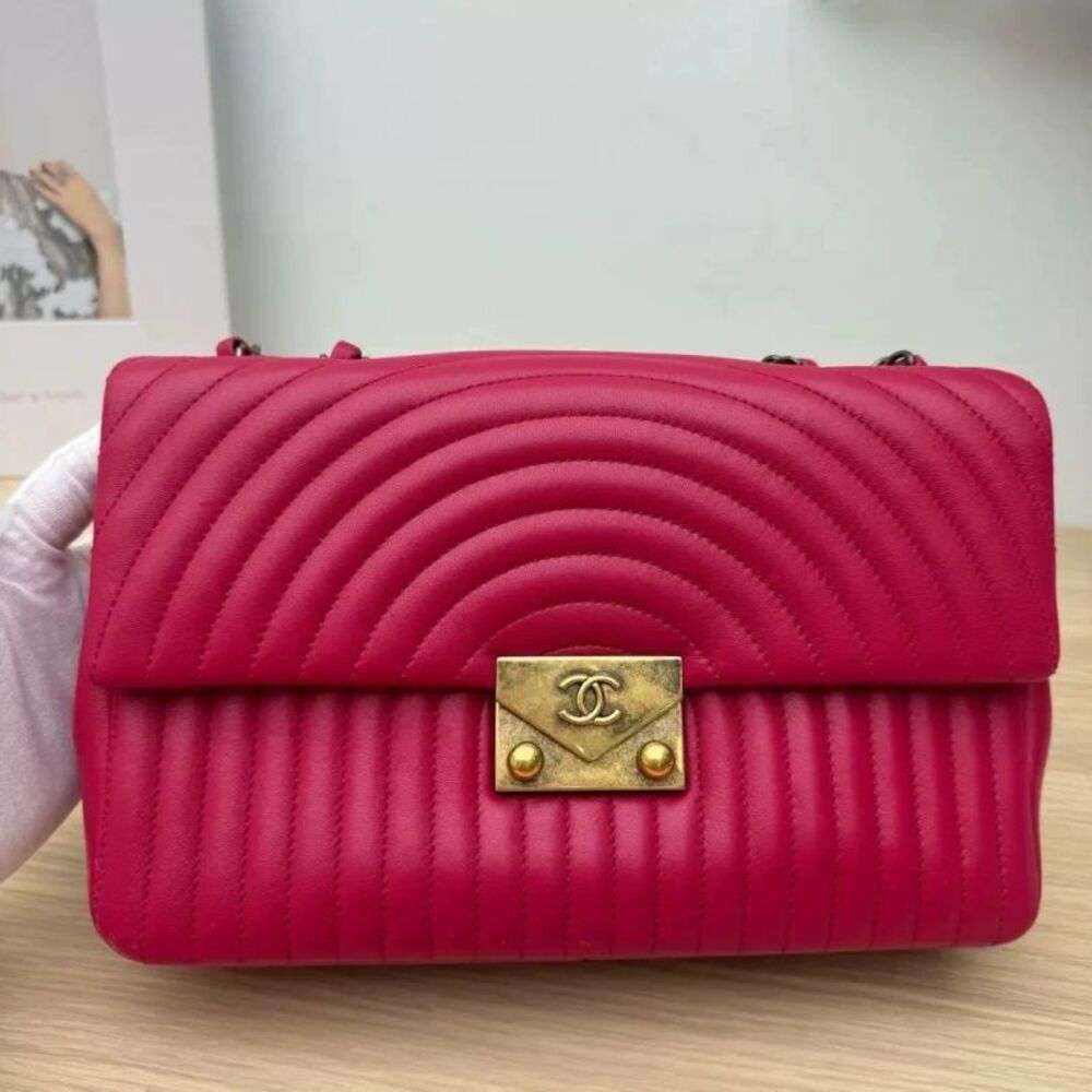 Chanel Women Pre-Loved Bag Very Good Condition